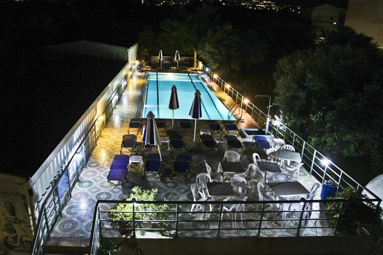 Nontas Apartments Херсонісос Екстер'єр фото